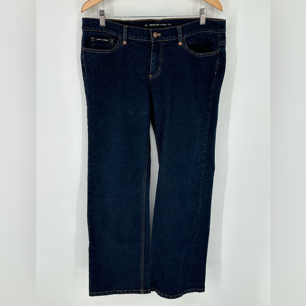 DKNY Womens Jeans Sz 12 Blue Relaxed Bootcut Dark Wash Denim W8